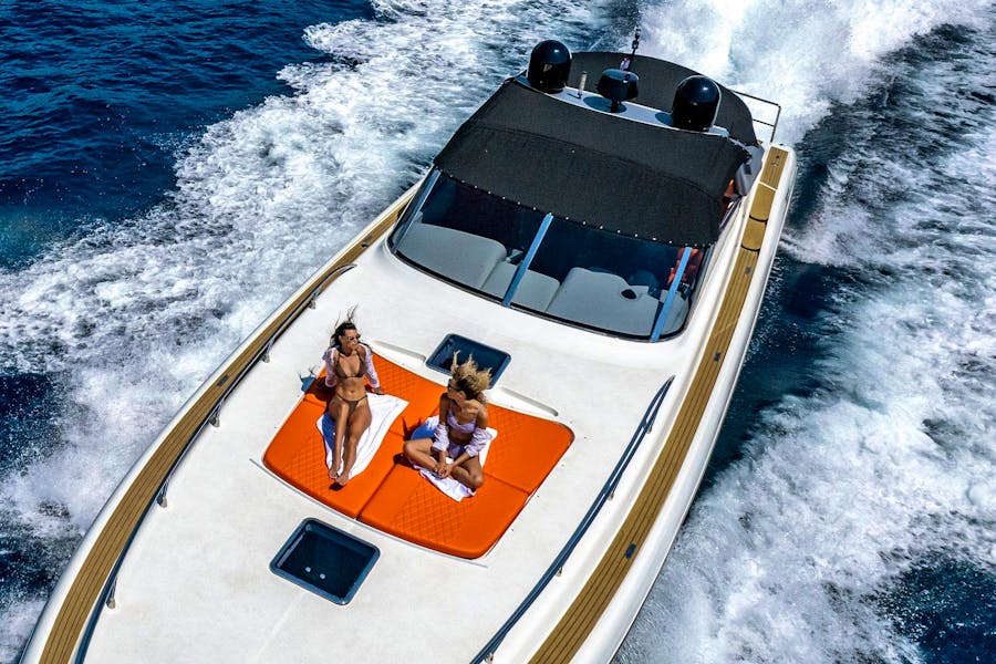 luxury-yacht-tecnomar-20m-dubrovnik-boat-charter-04.jpg
